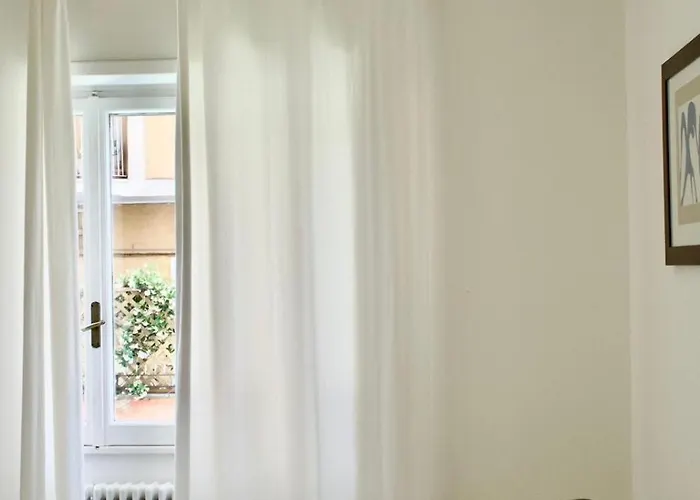 Candelor House - & Garden In Gianicolense Daire *